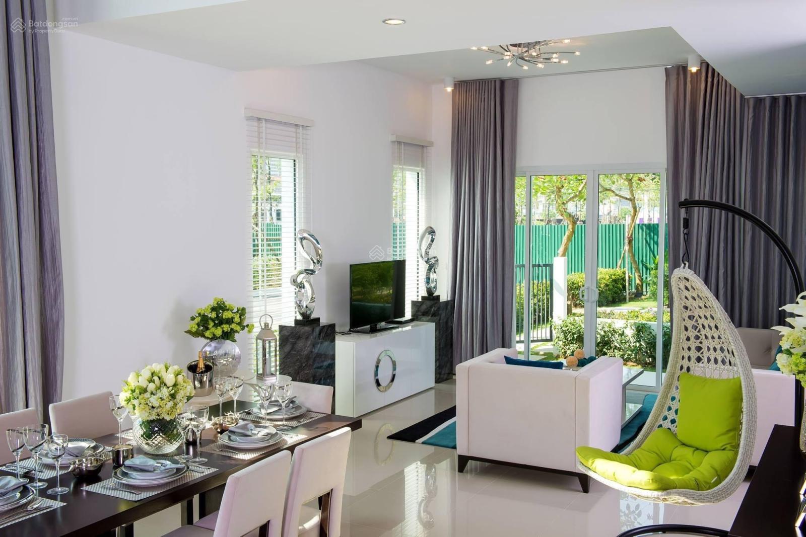Cho thuê liền kề góc Evelyne 120m2 nhà mới full đồ cực đẹp giá 28 triệu. LH: 0931 686 ***