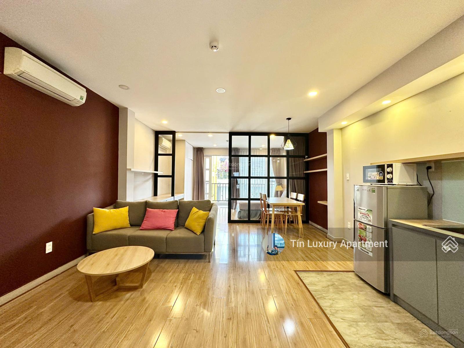 Cho thuê căn hộ cao cấp 1PN - ban công, cửa sổ - 50m2 - thang máy - oto vào tận cửa - bảo vệ 24/24