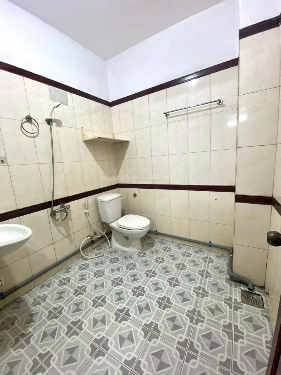 Cho thuê phòng trọ 605 Phạm Văn Bạch, Phường 15, Q. Tân Bình giá 2,8 triệu/th. LH 0931 196 *** Thành Cho thuê phòng trọ 605 Phạm Văn Bạch, Phường 15, Q. Tân Bình giá 2,8 triệu/th. LH 0931 196 *** Thành