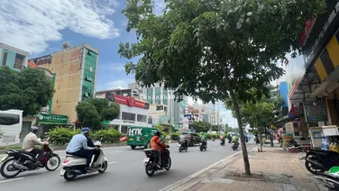 Mặt tiền Cộng Hoà 6x33m, cấp 4 tiện xây mới hầm lửng 6 lầu. Vị trí đẹp, sung ngay Hoàng Hoa Thám