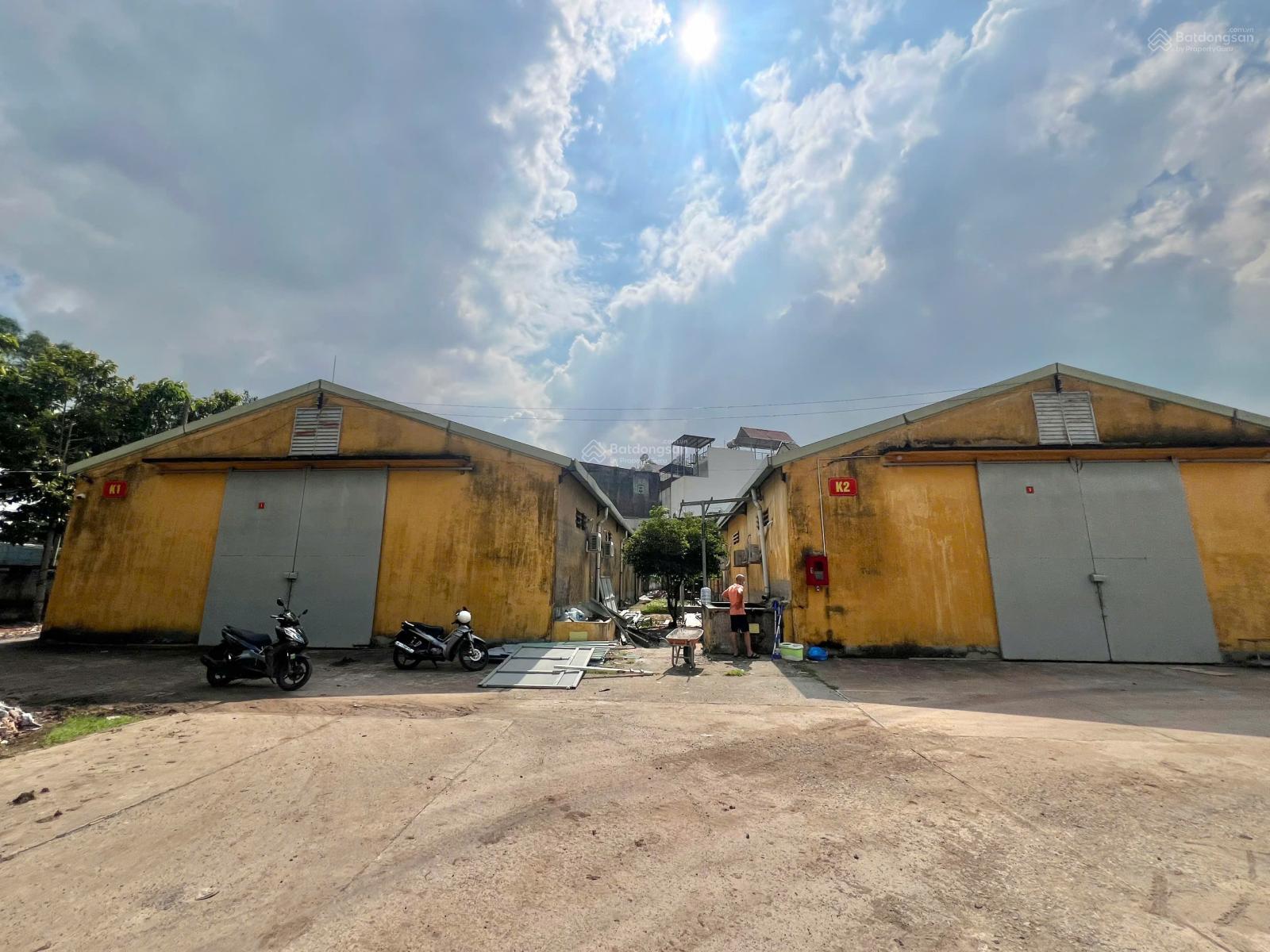 Cho thuê kho, nhà xưởng giá rẻ tại Tân Bình, Hồ Chí Minh * khu sân bay * 2500m2 *500m2 * 300m2 Cho thuê kho, nhà xưởng giá rẻ tại Tân Bình, Hồ Chí Minh * khu sân bay * 2500m2 *500m2 * 300m2