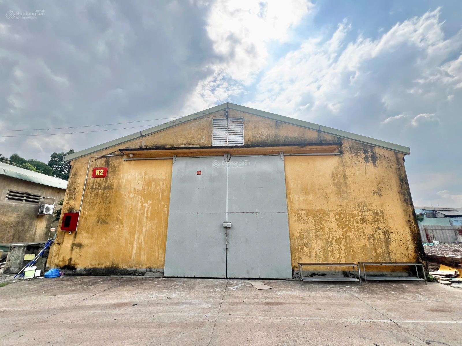 Cho thuê kho, nhà xưởng giá rẻ tại Tân Bình, Hồ Chí Minh * khu sân bay * 2500m2 *500m2 * 300m2 Cho thuê kho, nhà xưởng giá rẻ tại Tân Bình, Hồ Chí Minh * khu sân bay * 2500m2 *500m2 * 300m2