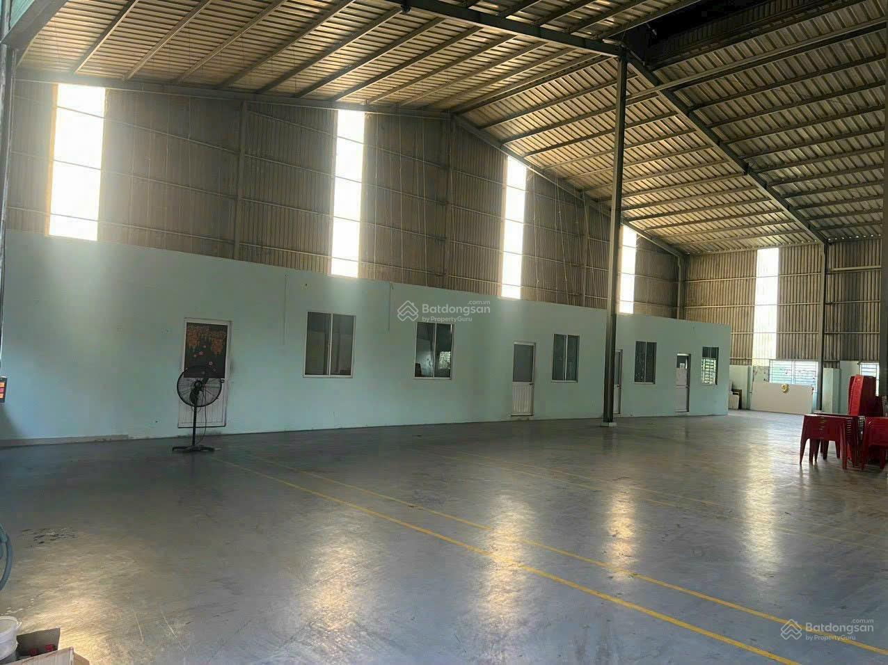 Cho thuê xưởng 1200m2 65tr/th 0907 838 ***