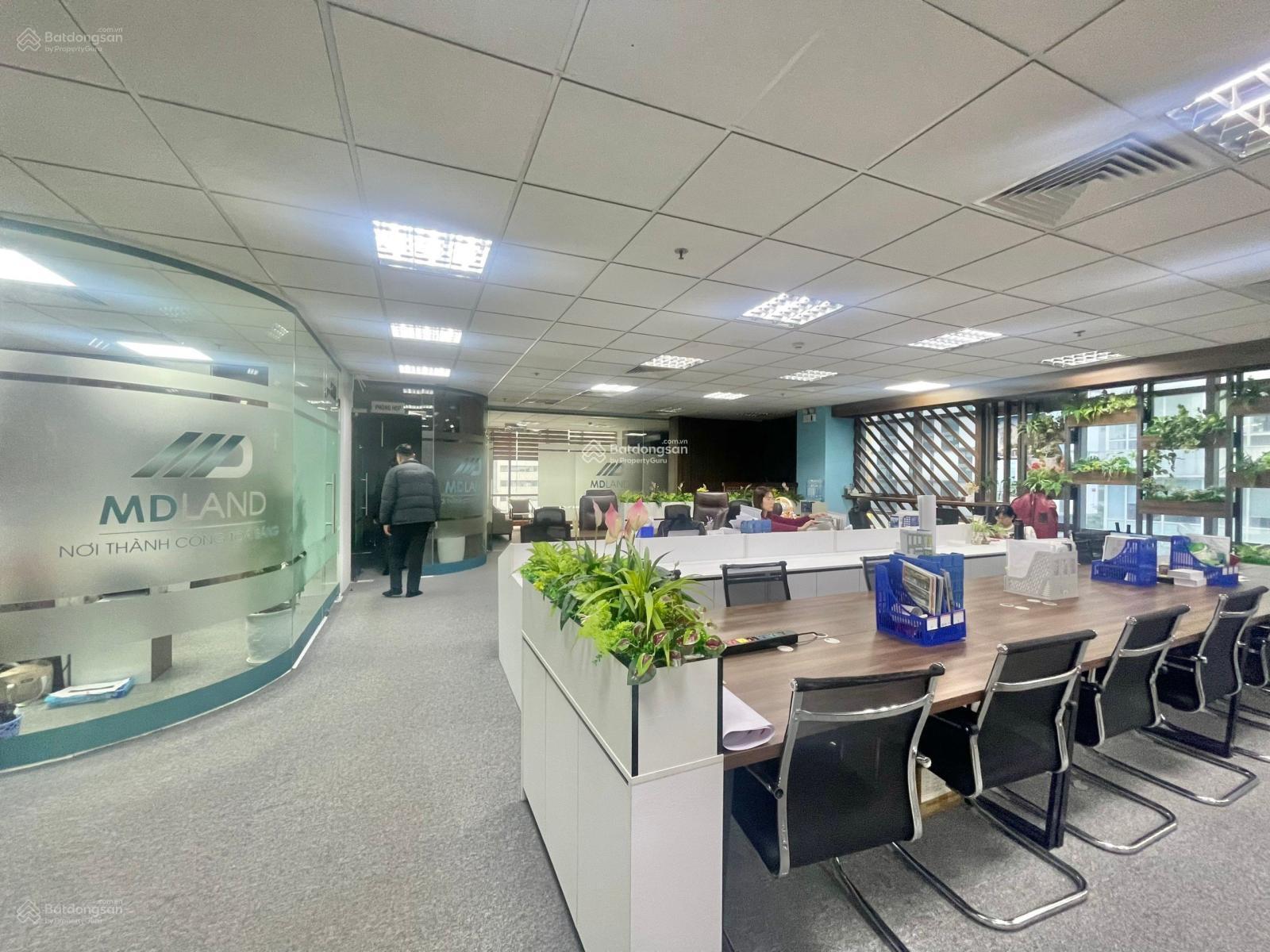 Cho thuê văn phòng giá chỉ 130 nghìn/m2/th tại Ruby Plaza Lê Ngọc Hân DT 80m2-150m2-220m2-500m2