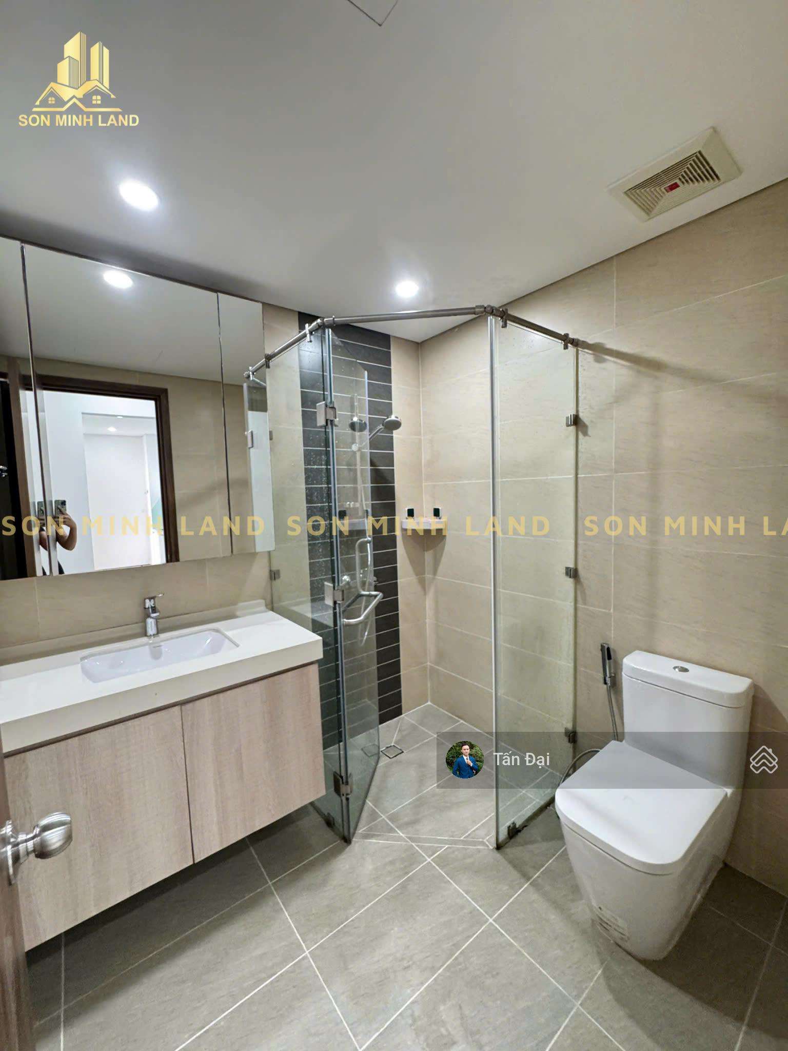 Bán căn 2PN (87m2) nội thất cao cấp nhà mới - view thoáng toà Iris tại Hà Đô Centrosa Q10. Tấn Đại
