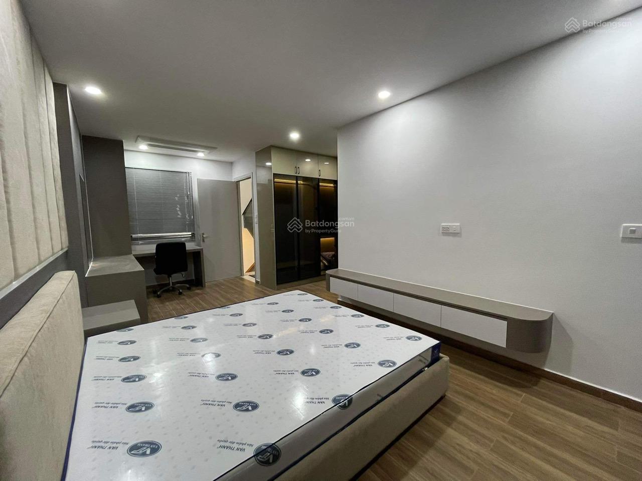 Cho thuê biệt thự tại Bình Dương- Full nội thất cao cấp- Khu khép kín 100%- Giá chỉ 16 triệu