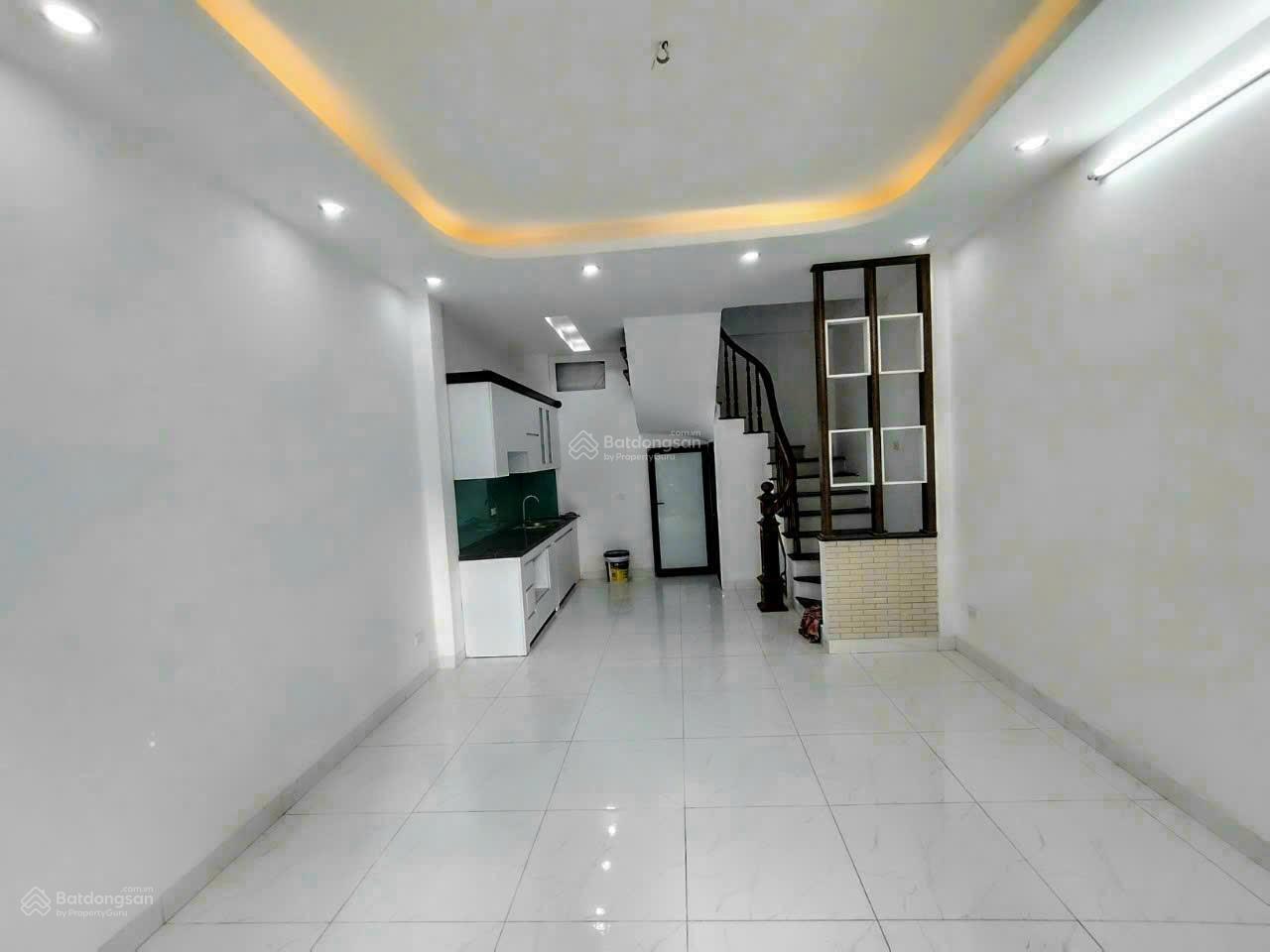 Bán nhà đẹp 02 mặt thoáng 35/38m2x4T, giá 5.85 tỷ, Mậu Lương