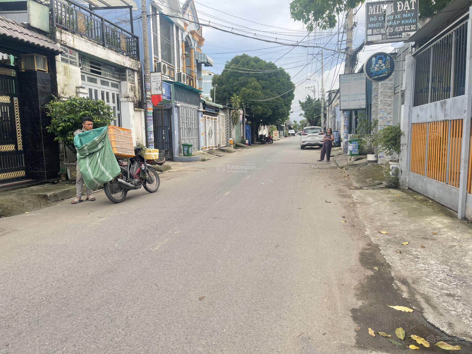 Bán đất mặt phố 4.7x26 tại đường Hiệp Thành 12, giá 6.350 ty Quận 12, Hồ Chí Minh LH 0919 147 *** Bán đất mặt phố 4.7x26 tại đường Hiệp Thành 12, giá 6.350 ty Quận 12, Hồ Chí Minh LH 0919 147 ***