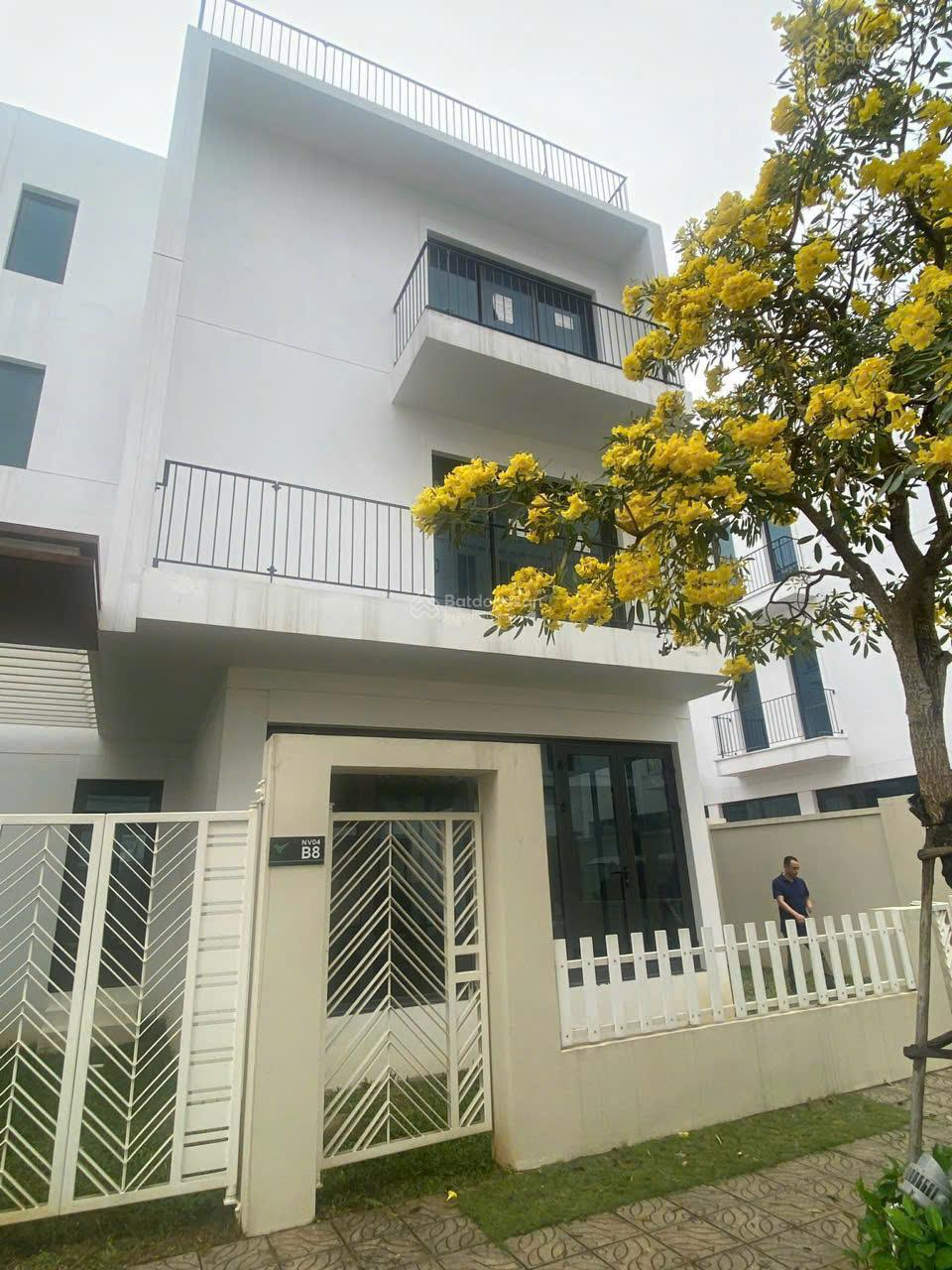 Em chính chủ cần bán nhanh biệt thự 3 tầng giá nhỉnh 10 tỷ