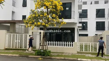 Em chính chủ cần bán nhanh biệt thự 3 tầng giá nhỉnh 10 tỷ