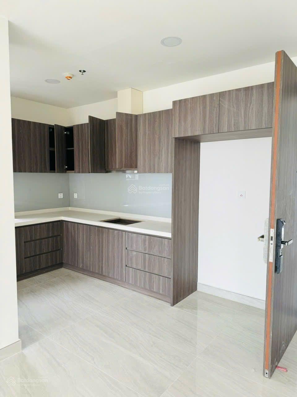 Em Thư nhân viên CĐT chuyên rổ hàng tất cả các khu Celadon City A/C cần biết giá chọn căn inbox em