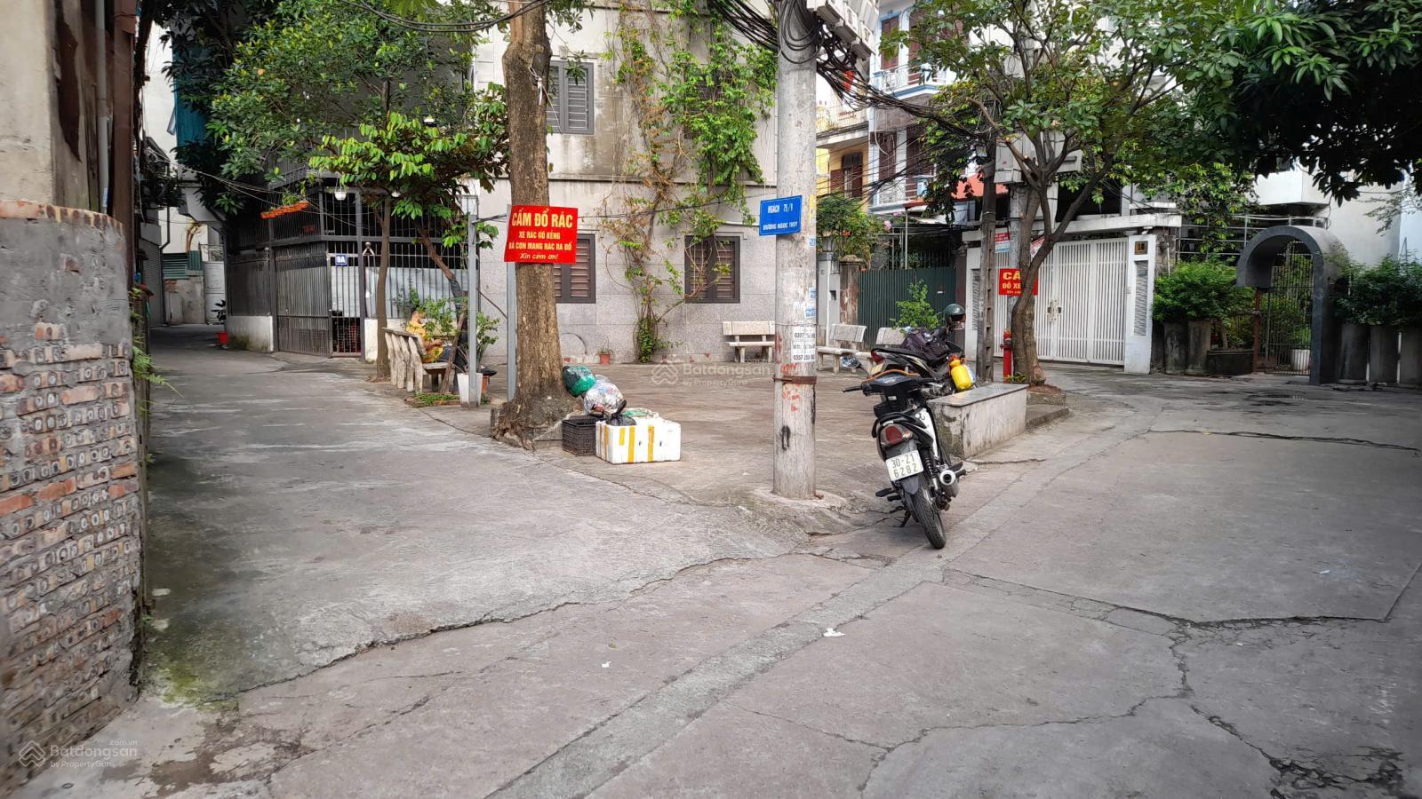 Bán nhà vị trí đẹp tại Ngọc Thuỵ Long Biên, hai mặt ngõ ô tô, 5 phút qua phố, 35m2, giá: 4.65 tỷ