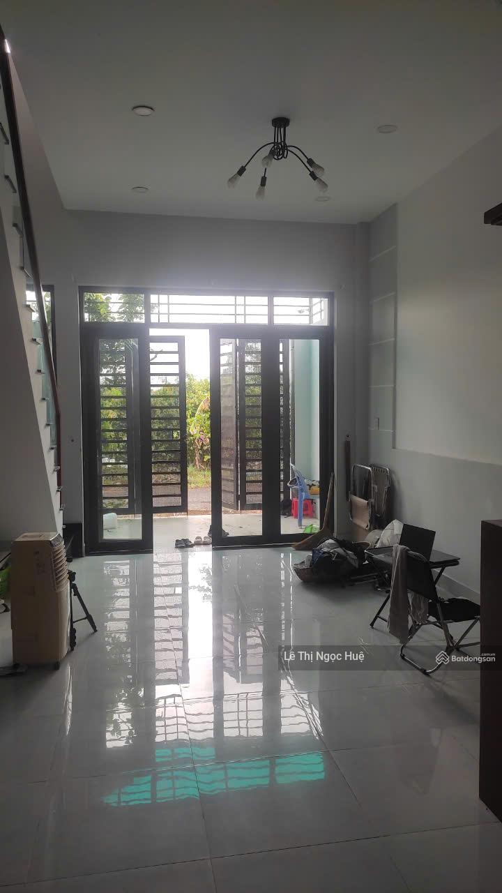 Bán nhà 1 trệt 1 lầu đường số 1, phường Long Trường, Quận 9, đường thông xe hơi