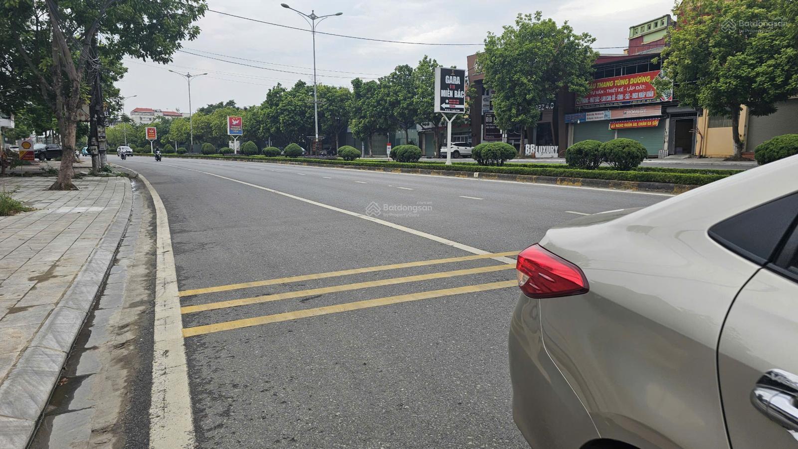 Cần bán 200m2 x 10m mặt tiền, giá chốt 17,5 tỷ đất đường Nguyễn Tất Thành, Khai Quang, Vĩnh Phúc