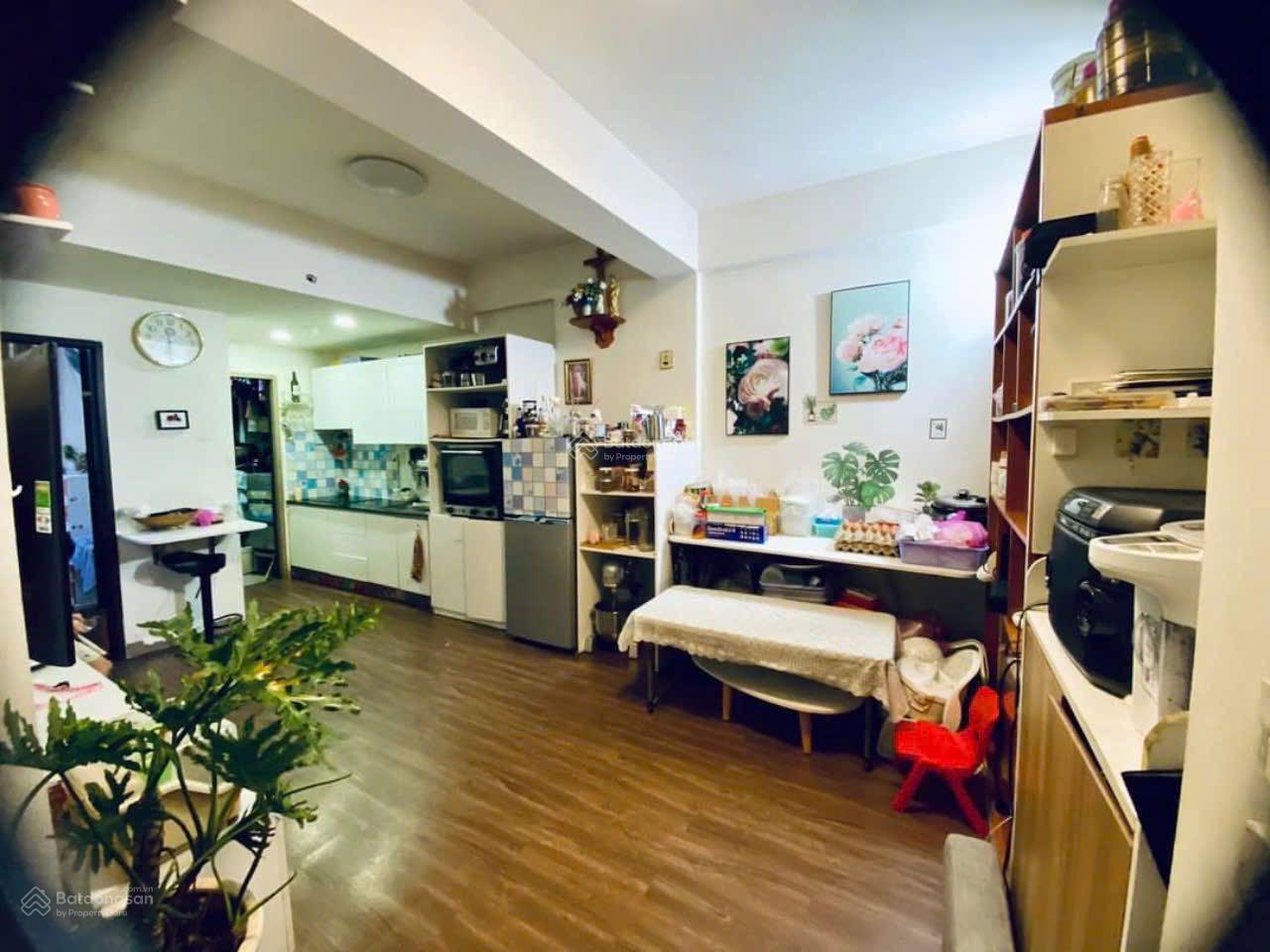 Sky 9 cần bán căn hộ 2PN, vị trí đẹp - full nội thất giảm giá chỉ 2.65 tỷ, sổ riêng hỗ trợ vay bank