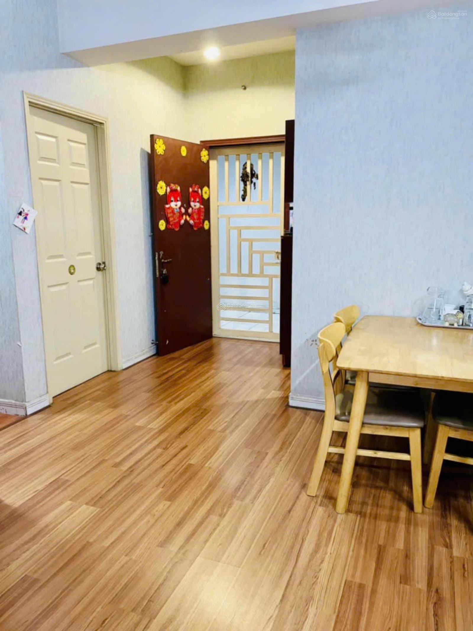 Cần bán gấp căn hộ HQC 54m2 nhà đẹp giá 1,1tỷ. Thanh toán 820tr nhận nhà