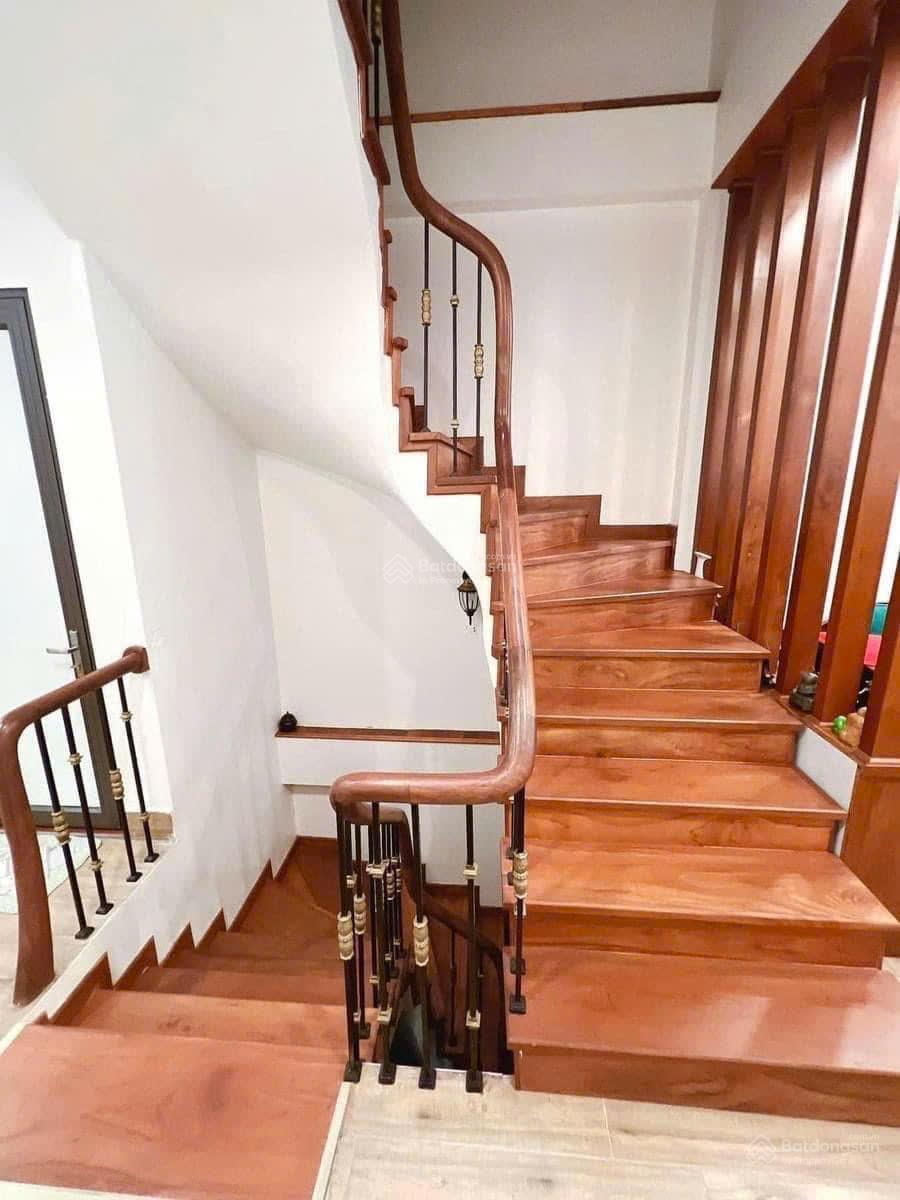 Nhà đẹp dân xây, 4 chỗ đỗ cửa, kinh doanh phố Khương Trung, Thanh Xuân, DT 44m2, chỉ 7.65 tỷ