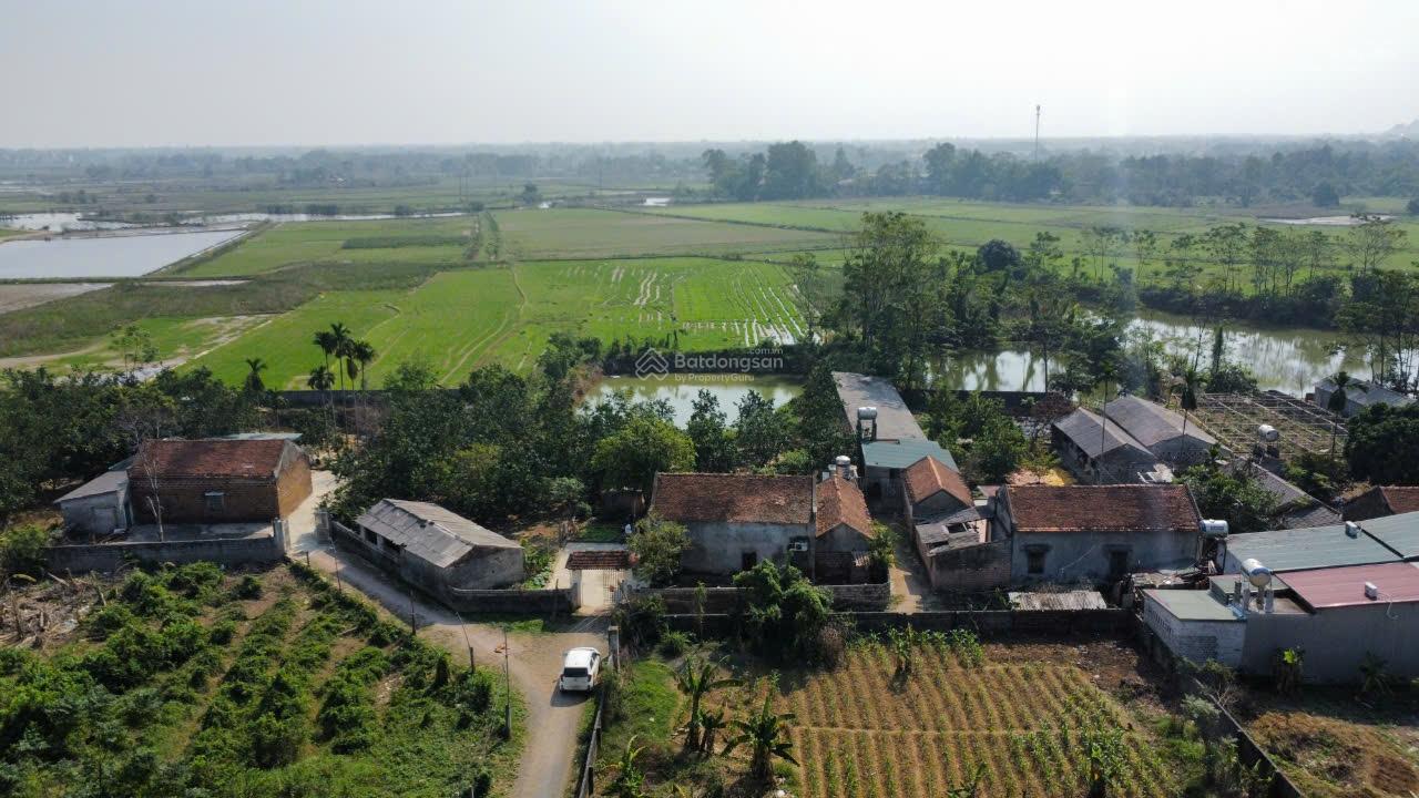 6.5 tỷ 2500m2 300m2 thổ cư sẵn nhà cấp 4 vườn cây ao cá tại Chương Mỹ, Hà Nội