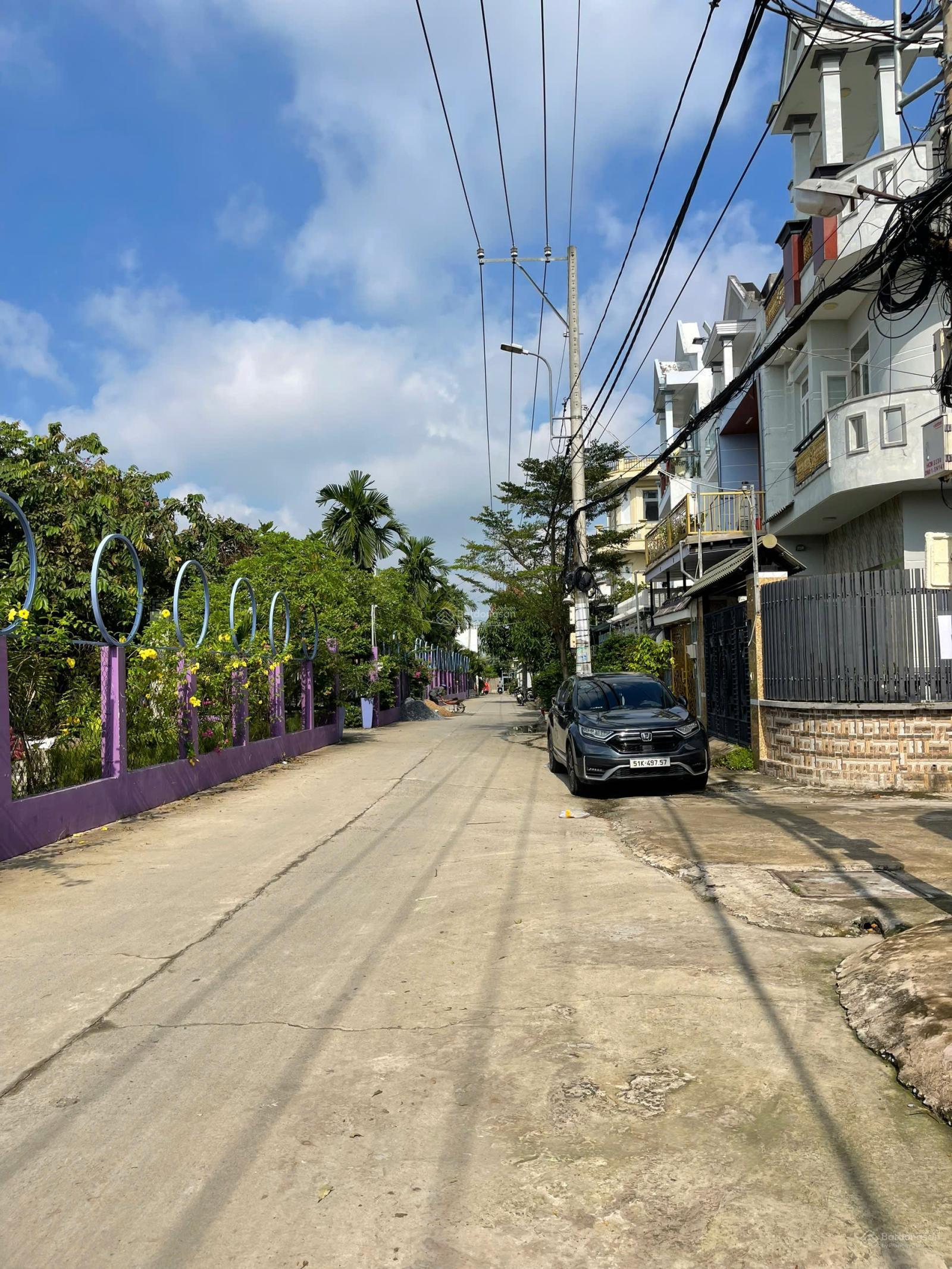 Bán gấp lô đất tại Lê Văn Lương SHR 127m2 (11 x 12) MT đường 7m, XD tự do ngay UBND xã Phước Kiển