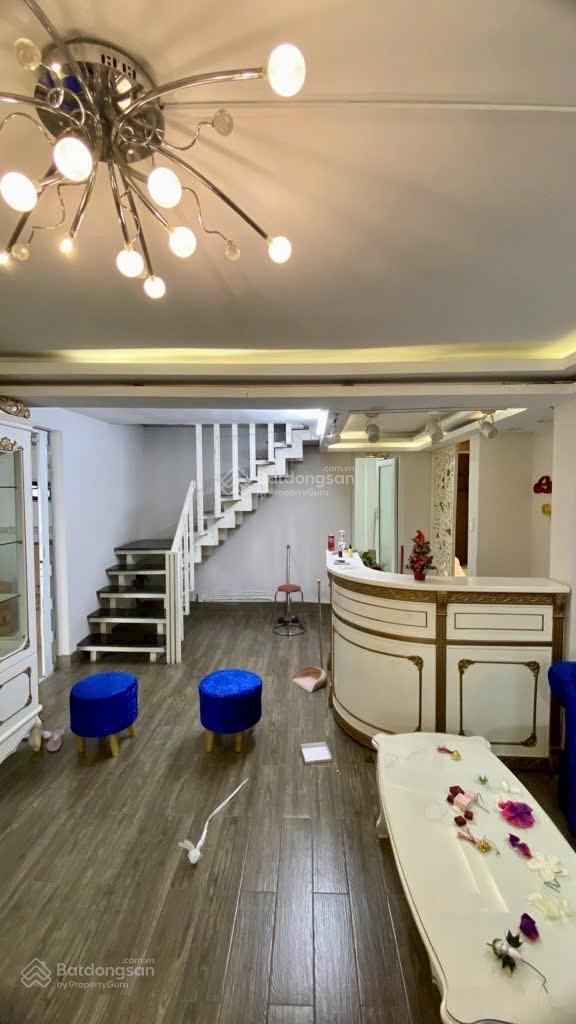 Nhà mặt tiền kinh doanh căn góc 2 tầng ngay Kha Vạn Cân Chợ Thủ Đức DT 87m2 ( 7 x 12 ) vị trí vip