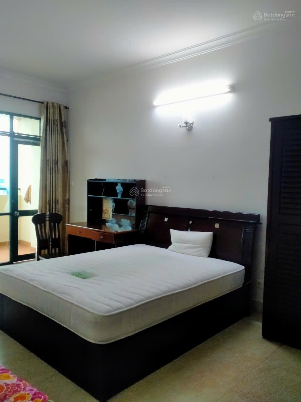 Bán căn hộ chung cư Bình Minh ba phòng 3WC giá 6,2 tỷ sổ hồng 106m2