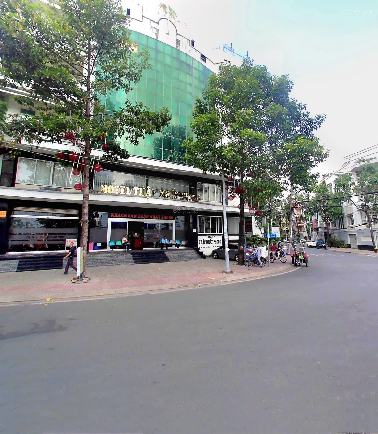 Chính chủ bán nhà góc 3 mặt tiền Chợ Lớn Quận 6-20mx19m. Hầm + 5 tầng. HĐT 300 triệu/th. Giá 65 tỷ Chính chủ bán nhà góc 3 mặt tiền Chợ Lớn Quận 6-20mx19m. Hầm + 5 tầng. HĐT 300 triệu/th. Giá 65 tỷ