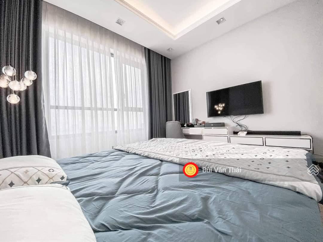 Bán gấp CH chung cư Kingston. 120m2,3PN,giá 9 tỷ/60m2,2pn,giá 5 tỷ,. 0933 033 *** Thái. Lầu trung Bán gấp CH chung cư Kingston. 120m2,3PN,giá 9 tỷ/60m2,2pn,giá 5 tỷ,. 0933 033 *** Thái. Lầu trung