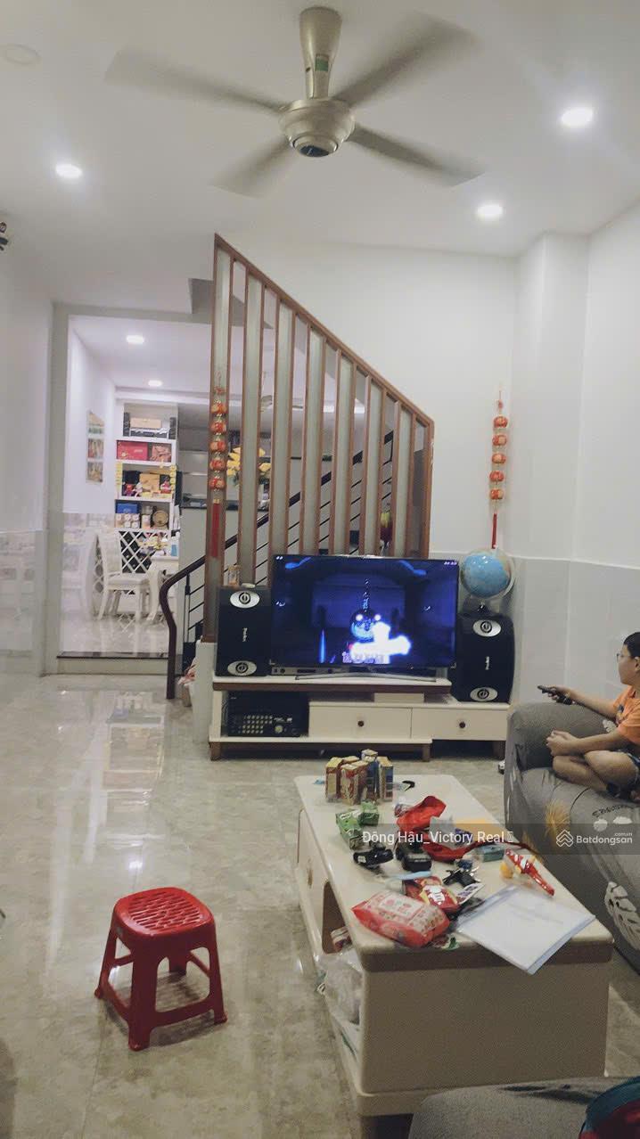 Bán nhà 4 tầng, HXH Đồng Xoài, DT 49m2, gần chợ Hoàng Hoa Thám, giá 7.9 tỷ TL