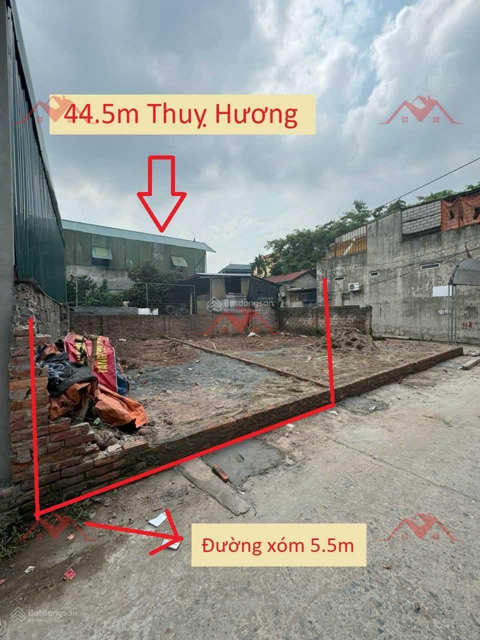 Chính chủ bán 45m2 đất Thụy Hương ô tô tránh nhau trước đất. Giá 2,6 tỷ ,LH 0989 462 ***
