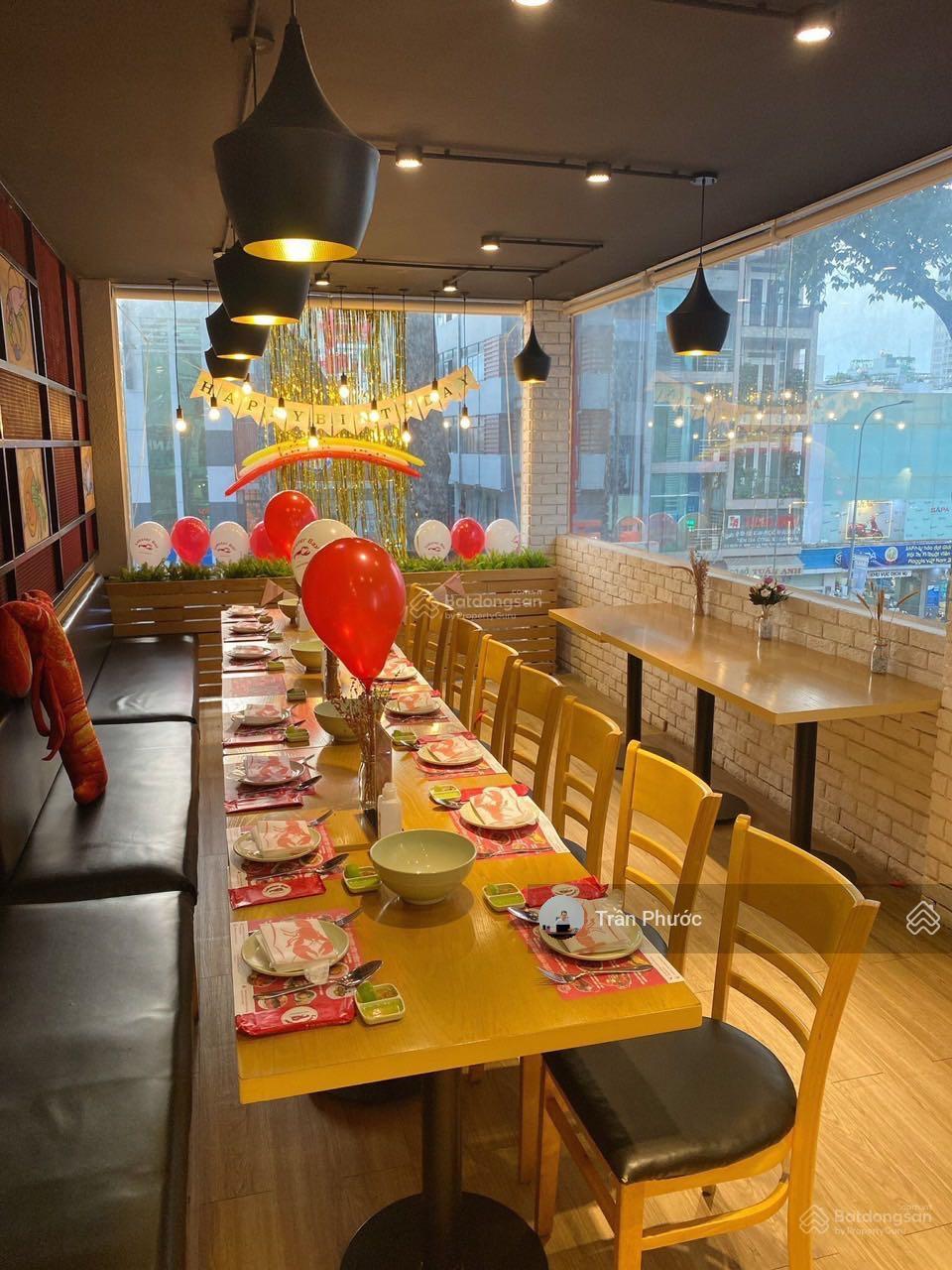 Nhà góc 2MT 484 Nguyễn Tri Phương, P. 9, Quận 10 DT: 4.5x18m nở hậu 5.4m 1 trệt 2 lầu