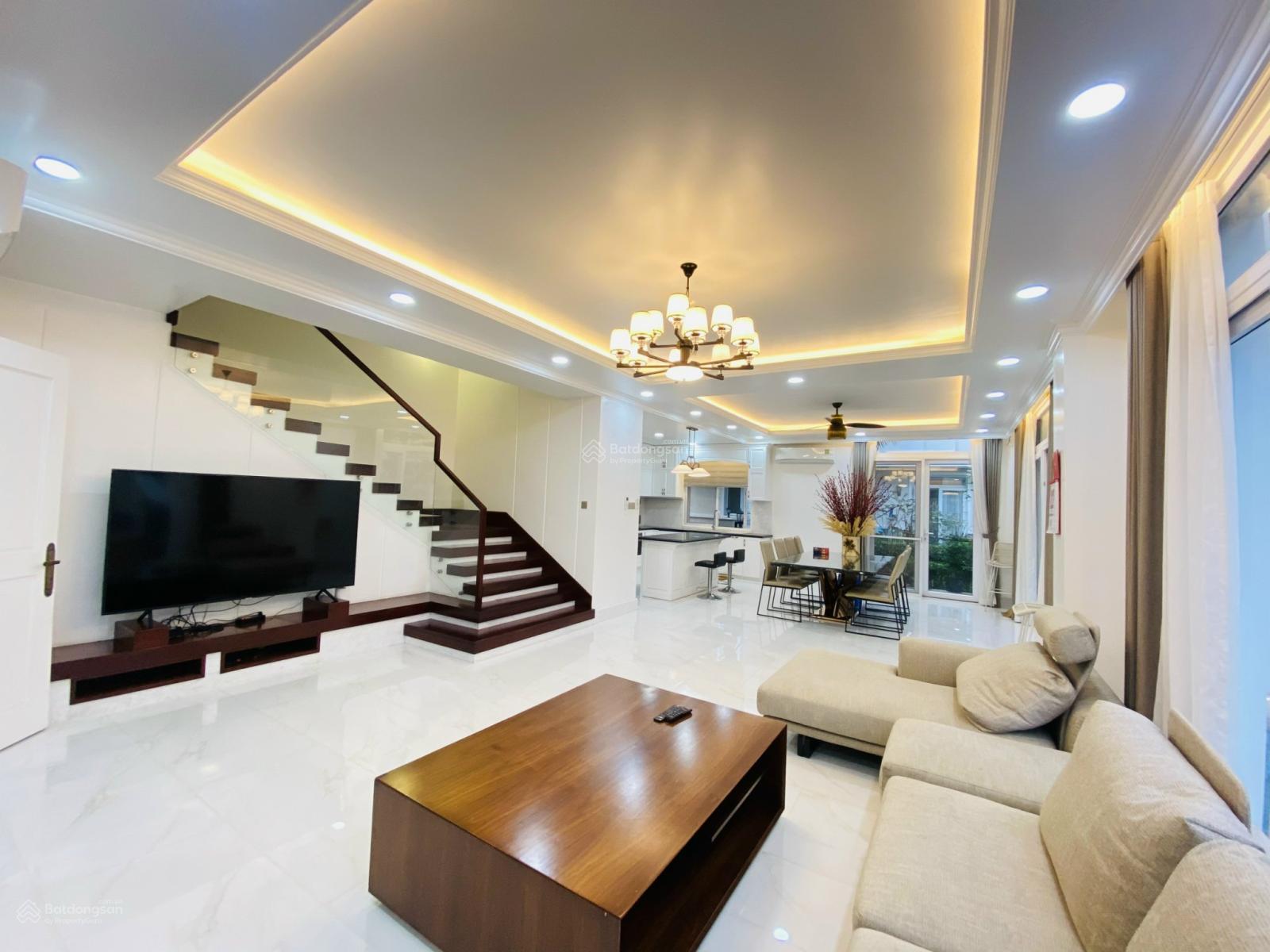 Bán biệt thự song lập góc 2 mặt tiền tại The Venica - Giá bán 60,5 tỷ Xem nhà LH 0909 121 *** Bán biệt thự song lập góc 2 mặt tiền tại The Venica - Giá bán 60,5 tỷ Xem nhà LH 0909 121 ***