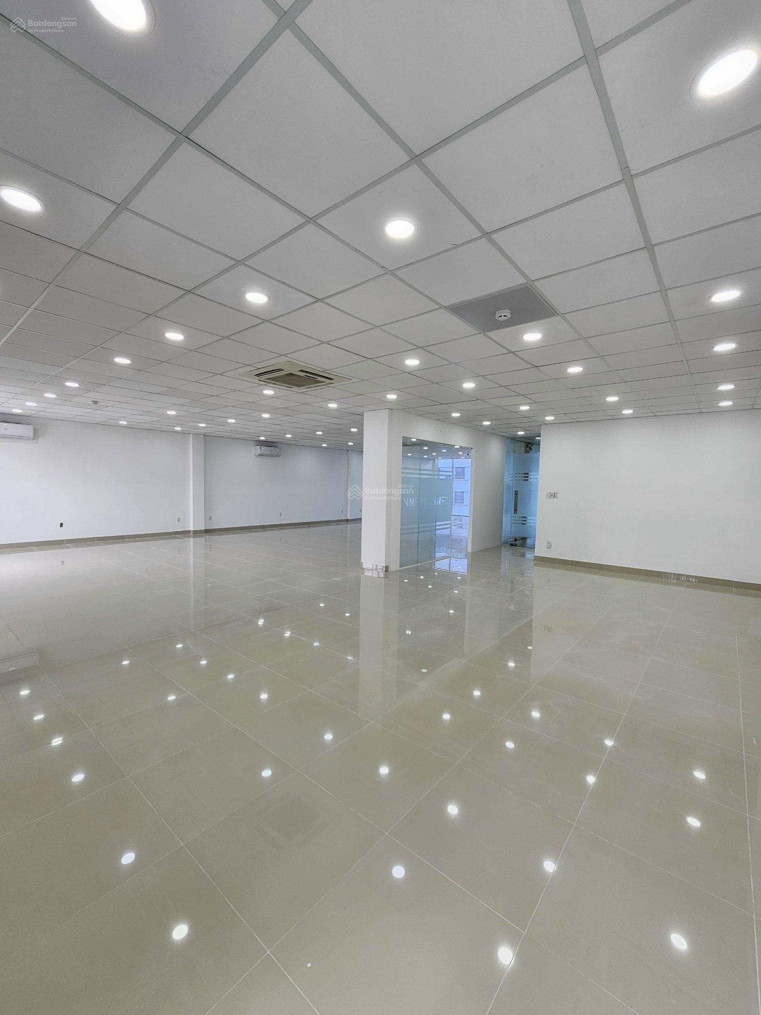 Cho Thuê Văn Phòng Đường Nguyễn Văn Trỗi P15, Quận Phú Nhuận, DT 200m2 giá 80 triệu /tháng Cho Thuê Văn Phòng Đường Nguyễn Văn Trỗi P15, Quận Phú Nhuận, DT 200m2 giá 80 triệu /tháng