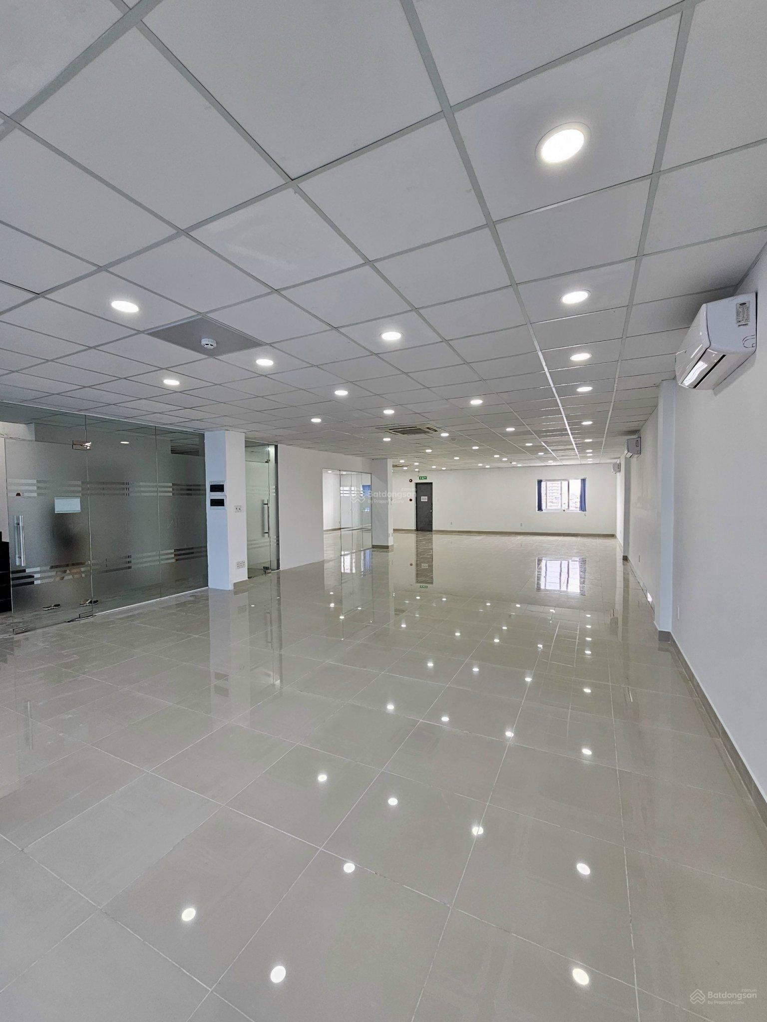 Cho Thuê Văn Phòng Đường Nguyễn Văn Trỗi P15, Quận Phú Nhuận, DT 200m2 giá 80 triệu /tháng Cho Thuê Văn Phòng Đường Nguyễn Văn Trỗi P15, Quận Phú Nhuận, DT 200m2 giá 80 triệu /tháng