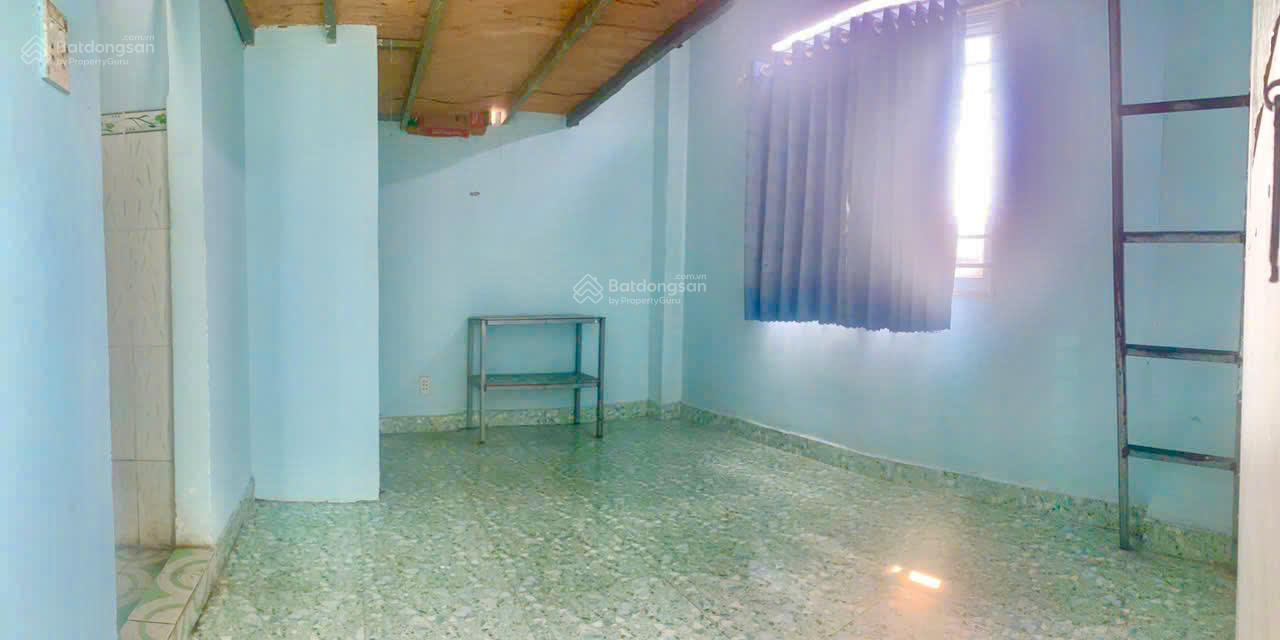 Cho thuê phòng mới có gác, cửa sổ rộng 20m2. Khu vực an ninh yên tĩnh giáp Q10, 11, Tân Bình