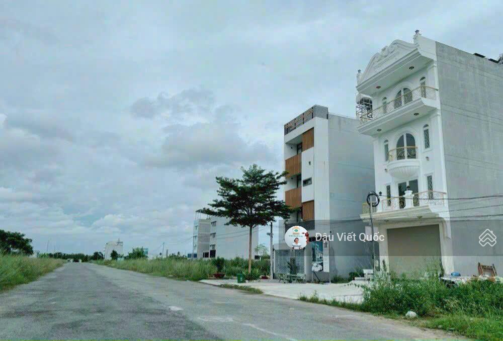 Dự án Sở Văn Hóa Thông Tin, Quận 9 (TP Thủ Đức), P. Phú Hữu, sổ đỏ, vị trí đẹp, LH 0914 920 ***