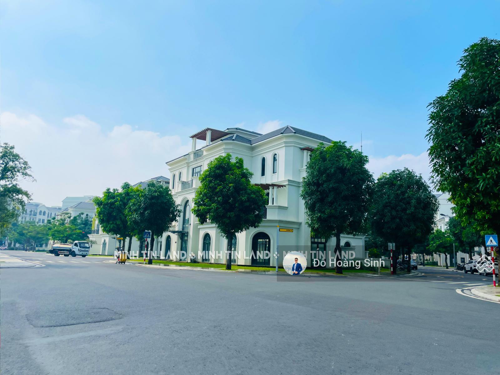 Bán biệt thự Vinhomes Grand Park, 41 tỷ, 320m2 pháp lý đầy đủ