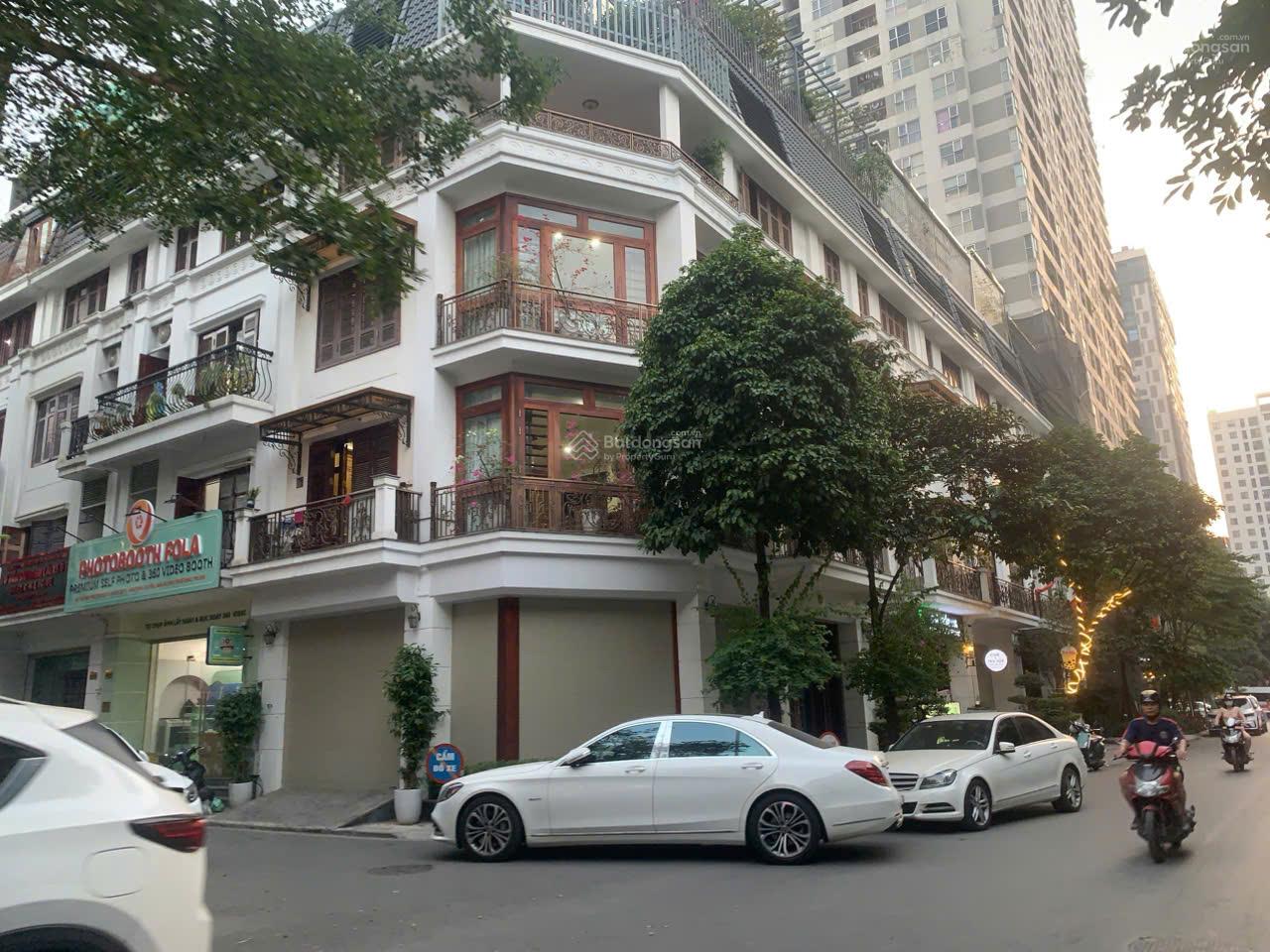 Chính chủ bán gấp nhà liền kề 90 đường Nguyễn Tuân 80m2, phân lô, thang máy, kinh doanh, giá 42 tỷ Chính chủ bán gấp nhà liền kề 90 đường Nguyễn Tuân 80m2, phân lô, thang máy, kinh doanh, giá 42 tỷ