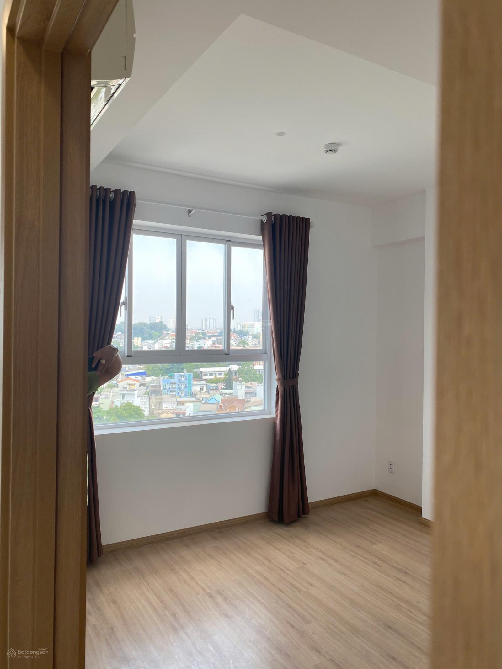 Bán Opal Boulevard 2PN2WC 3.3 tỷ, có sổ, 77m2. Thương lượng bao thuế phí. LH 0932 139 ***