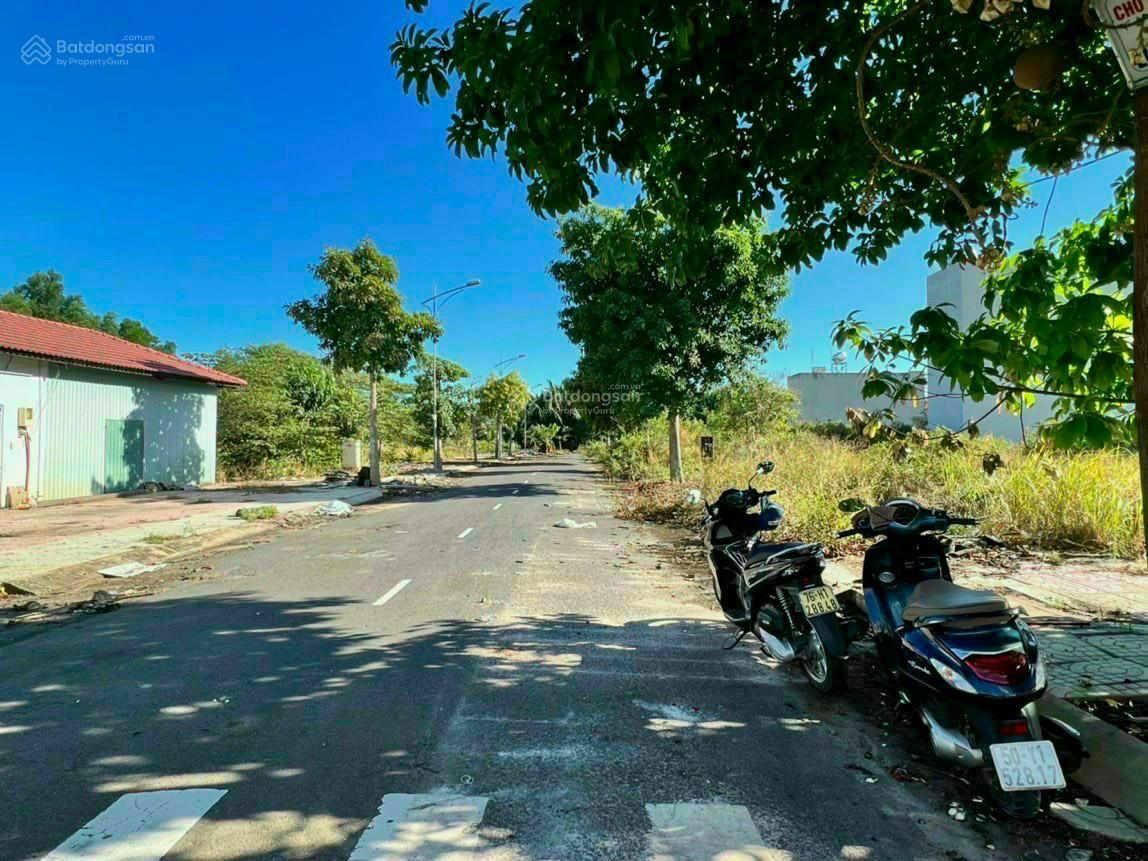 Lô đất trục đường 16m KDC Nam Khang, 80m2 giá 5.6 tỷ