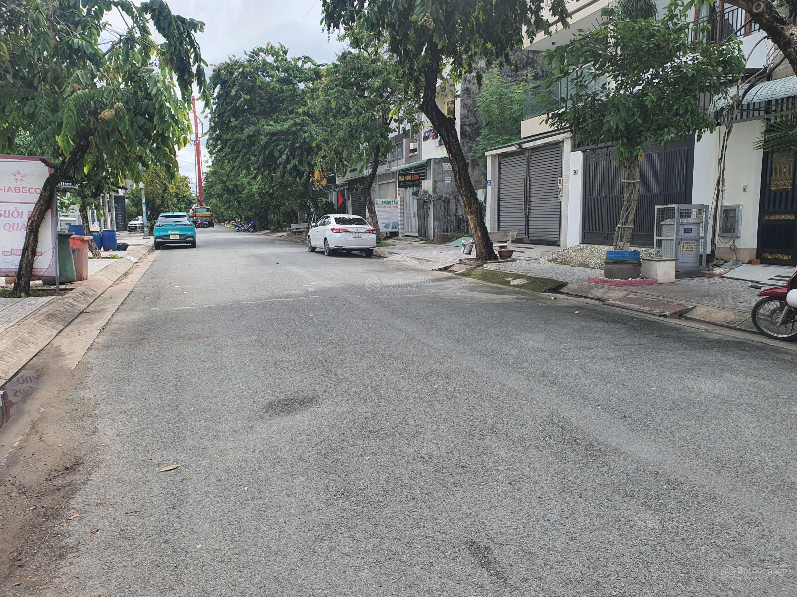 Chính chủ cần bán đất Hưng Phú 120m giá 10.4 tỷ ( Nằm gần khu căn hộ đang xây )