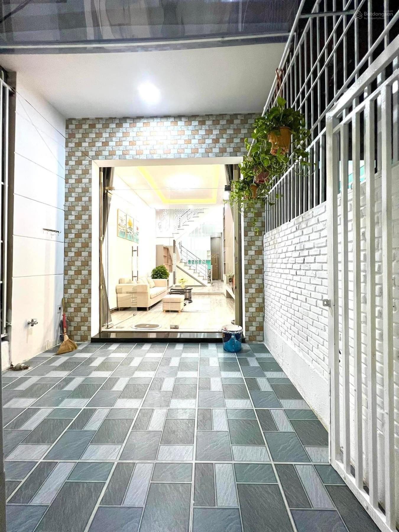 Bán nhà đang sẵn HĐ thuê 12 tr/tháng hẻm Nguyễn Thái Bình, P.12, Tân Bình, DT 45m2/2tỷ150, SHR Bán nhà đang sẵn HĐ thuê 12 tr/tháng hẻm Nguyễn Thái Bình, P.12, Tân Bình, DT 45m2/2tỷ150, SHR