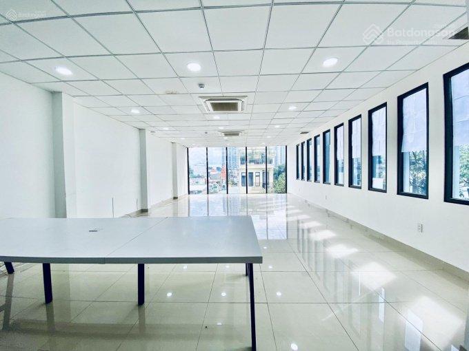 Chính chủ cho thuê văn phòng 100m2; 180m2; 300m2 giá thuê từ 20tr/tháng tại Phố Huế, Hai Bà Trưng Chính chủ cho thuê văn phòng 100m2; 180m2; 300m2 giá thuê từ 20tr/tháng tại Phố Huế, Hai Bà Trưng