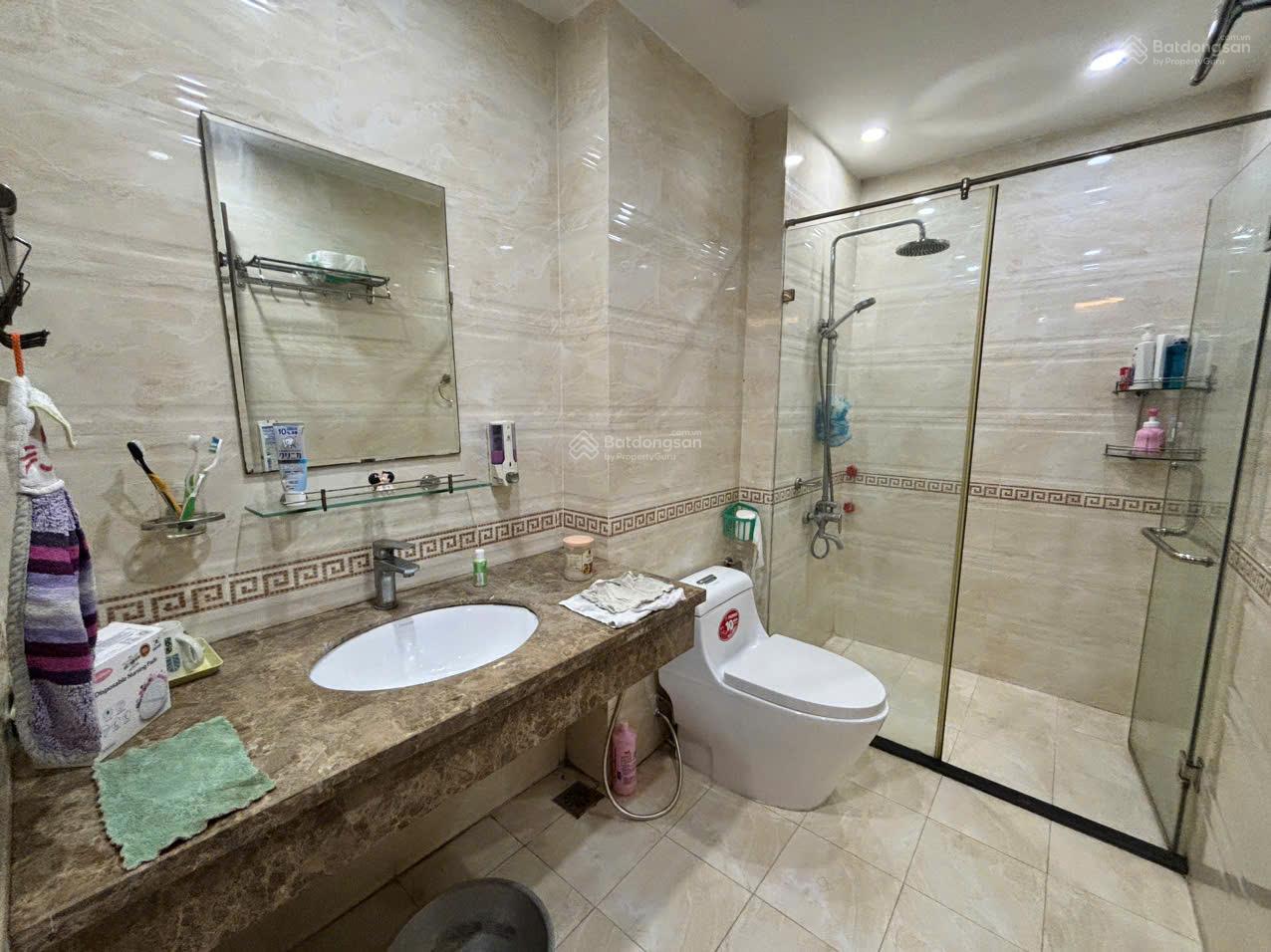 Cho thuê liền kề VOV Mễ Trì 92m2 x 5 tầng thông sàn thang máy 35 triệu 0903 409 ***