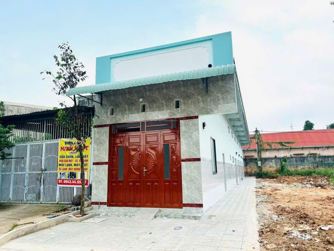 Bán nhà trọ mới Mỹ Phước 3 Bến Cát Bình Dương. 150m2 vị trí đẹp, giá 2,48 tỷ. LH: 0937 948 ***