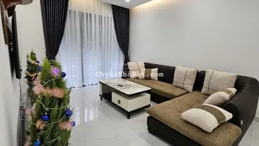 Cho thuê sky villa - gara xe trong nhà, layout hiếm, 2PN, DT 167m2. Chỉ 23tr/tháng