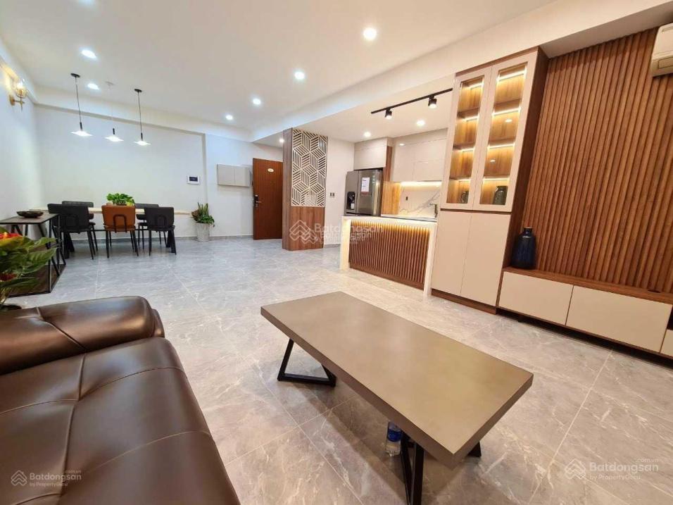 Cần bán nhanh căn hộ Panorama view sông, ban công phòng khách. LH 0919 331 ***