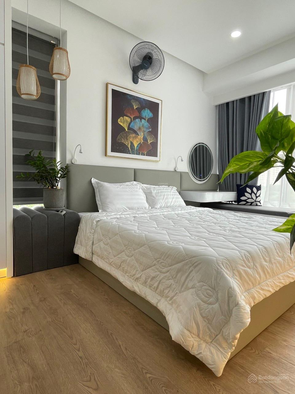 Cho thuê căn hộ Riverpark Premier 3pn giá chỉ 43tr/ tháng. LH: 0909 168 ***