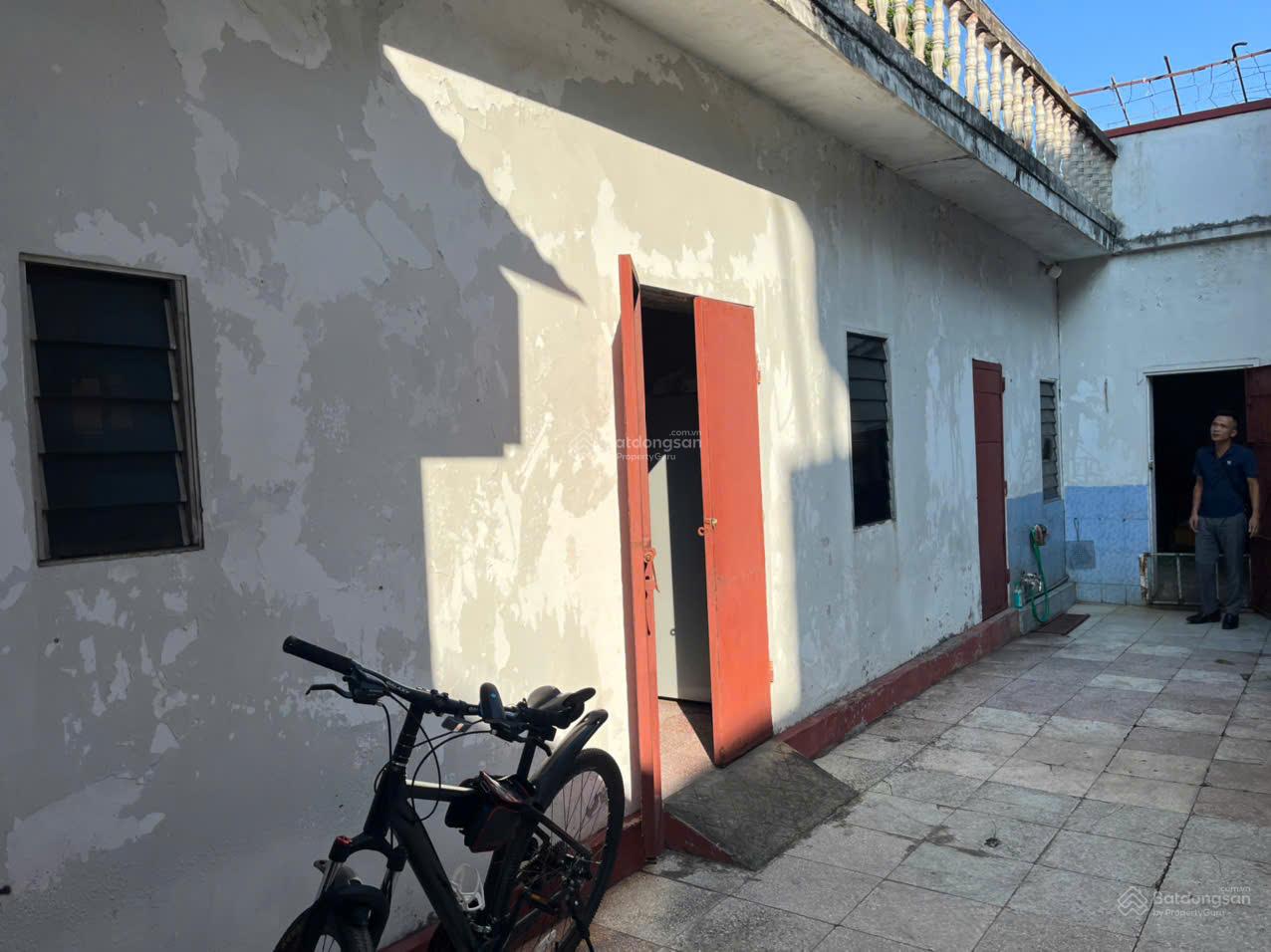 Bán nhà đất mặt đường Uy Nỗ, Đông Anh, Hà Nội. Gần 200m2, gần trung tâm thị trấn, gần Vin, TTHC mới Bán nhà đất mặt đường Uy Nỗ, Đông Anh, Hà Nội. Gần 200m2, gần trung tâm thị trấn, gần Vin, TTHC mới
