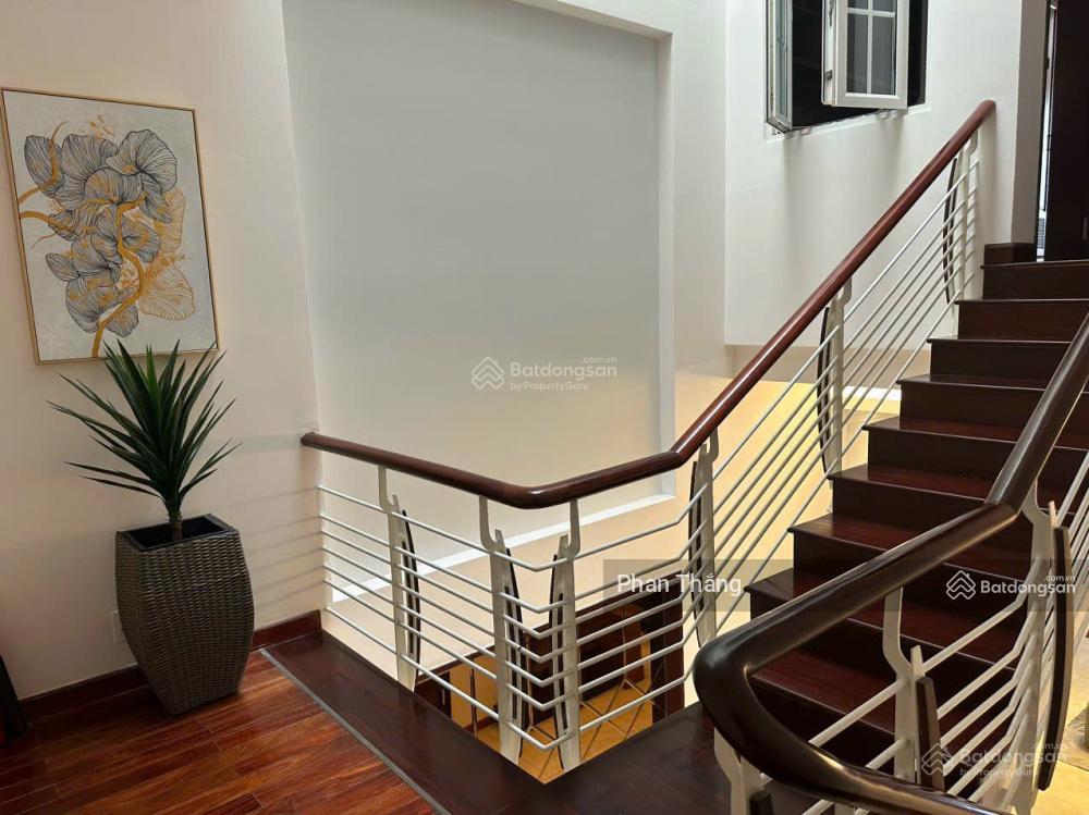 Mặt tiền Nguyễn Chí Thanh, Phường 7, Quận 10, 4.2m x 18m, DTCN 74m2 giá 29 tỷ TL 0906 998 ***