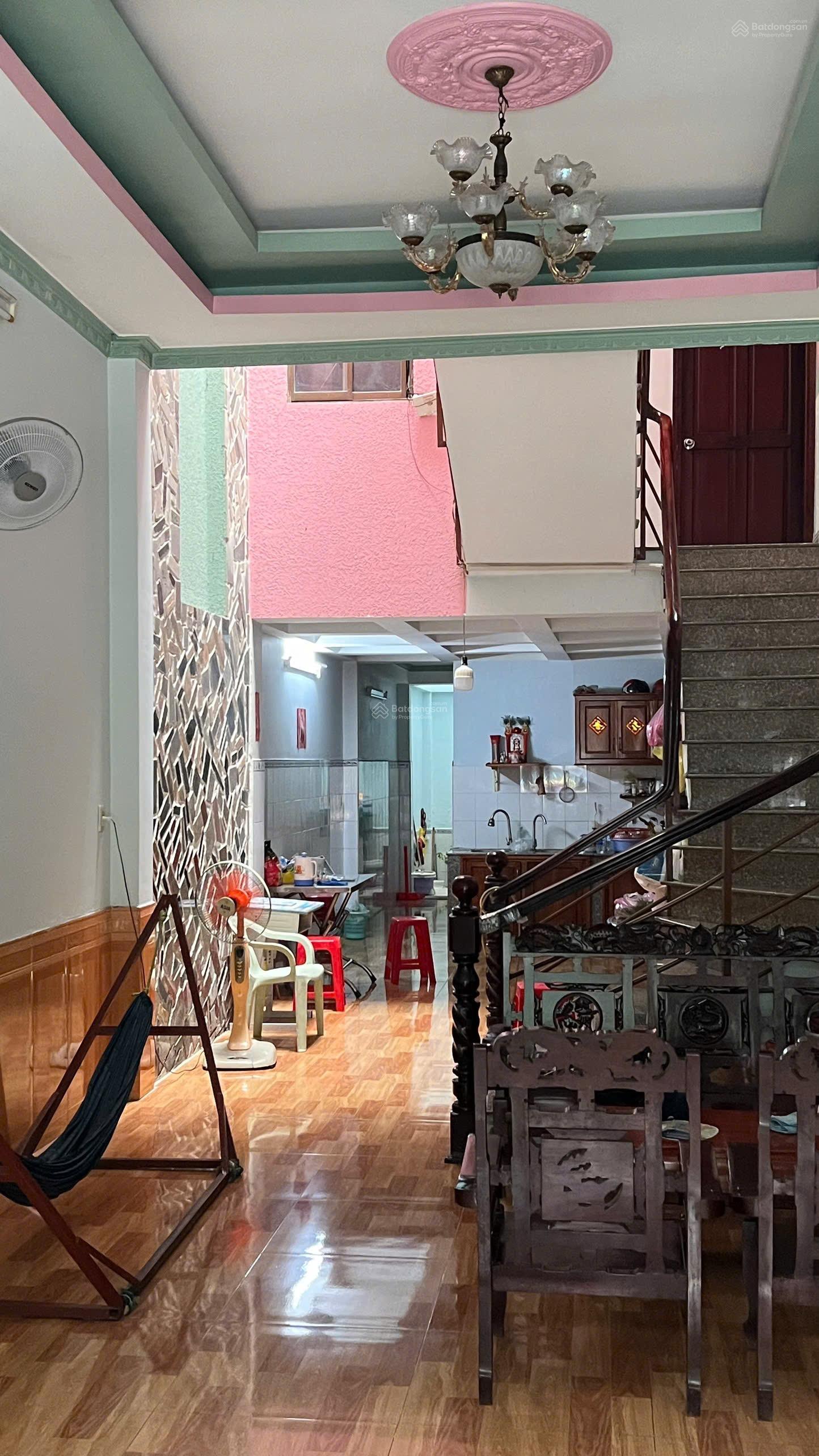 Nhà mặt tiền Trần Hưng Đạo, Phường Tân Sơn Nhì, quận Tân Phú diện tích 4,5 x 21m 4 tầng giá 17.3 tỷ